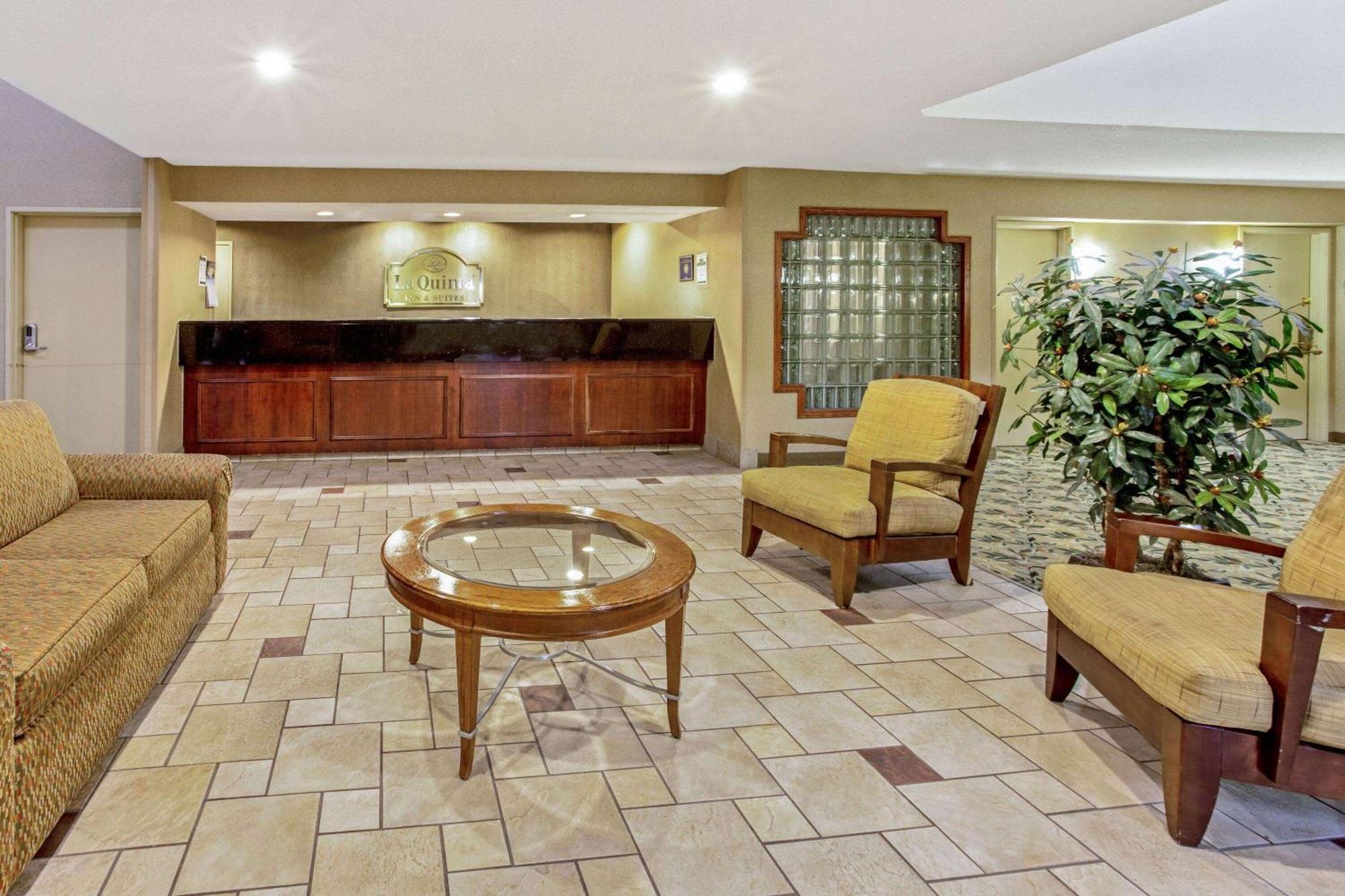 La Quinta By Wyndham Appleton College Avenue Hotell Exteriör bild