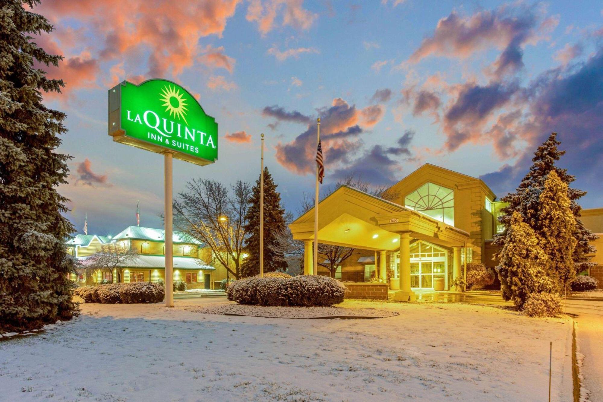 La Quinta By Wyndham Appleton College Avenue Hotell Exteriör bild